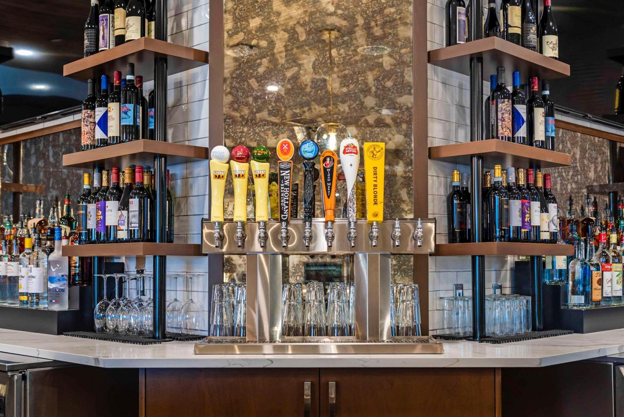 Hotel Cambria Shelby Township - Detroit Utica